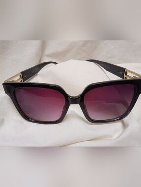 Sean John Black Frame Sunglasses with Purple Gradient Lenses